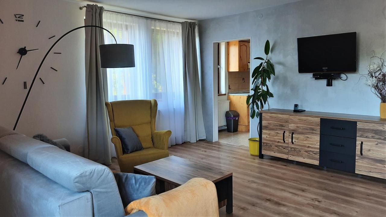 Apartmany U Jirousu ロキトニツェ・ナト・イゼロウ エクステリア 写真