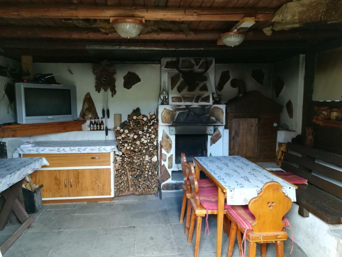 Apartmany U Jirousu ロキトニツェ・ナト・イゼロウ エクステリア 写真